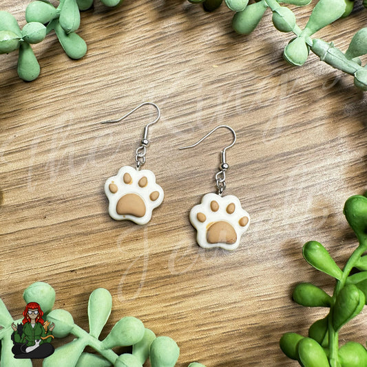 LeonaRae - Paw Earrings!