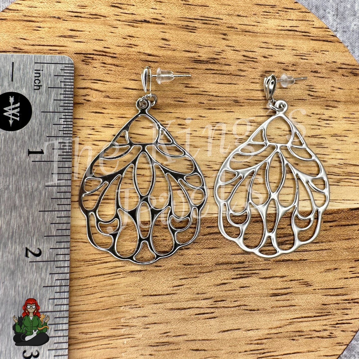 LeonaRae - Filigree Stud Earrings!