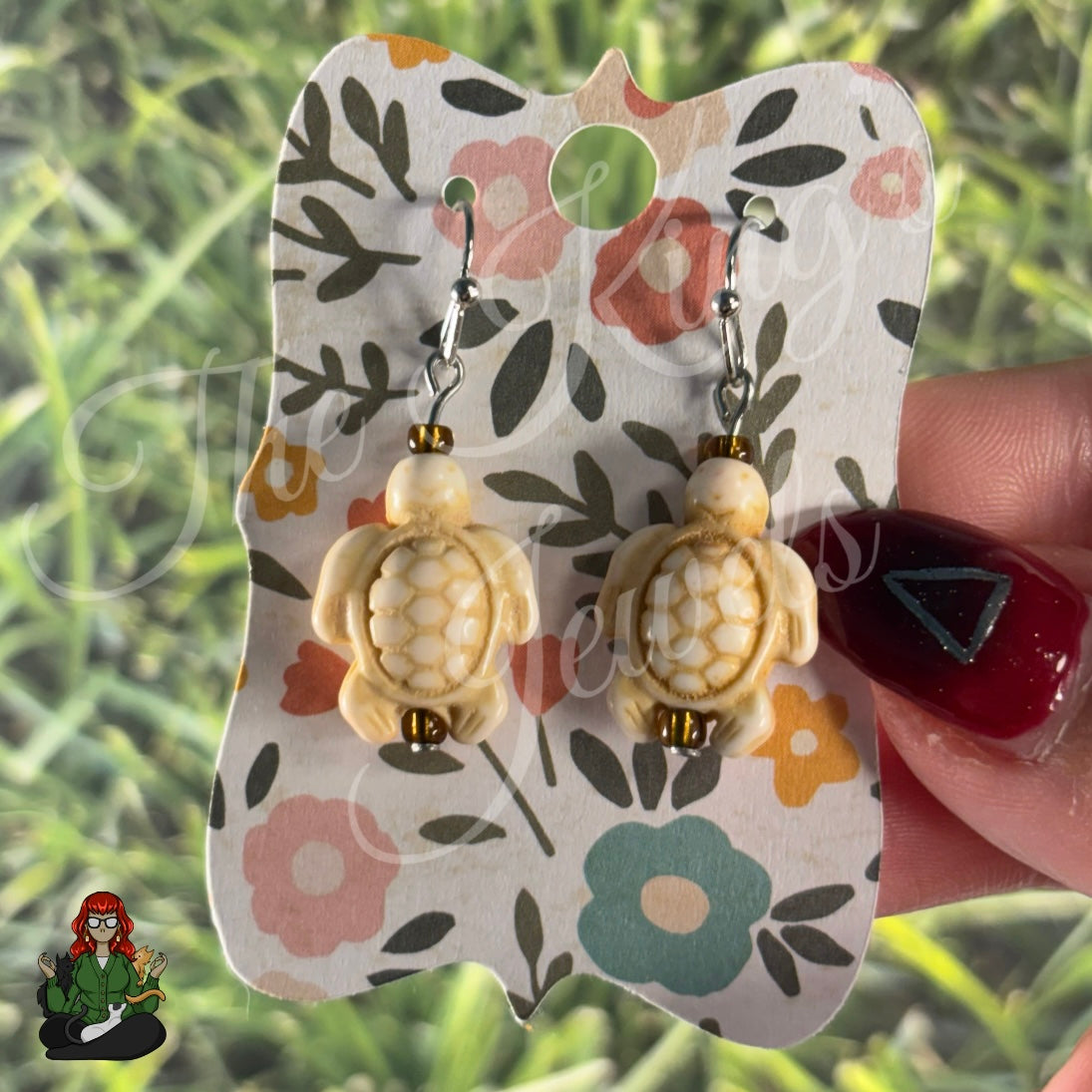 Melissa - Cream Turtle Bead Earrings!