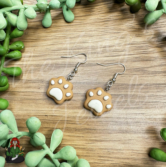 LeonaRae - Paw Earrings!