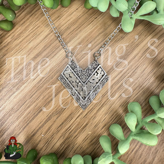 Ella - Arrow Pendant Necklace!