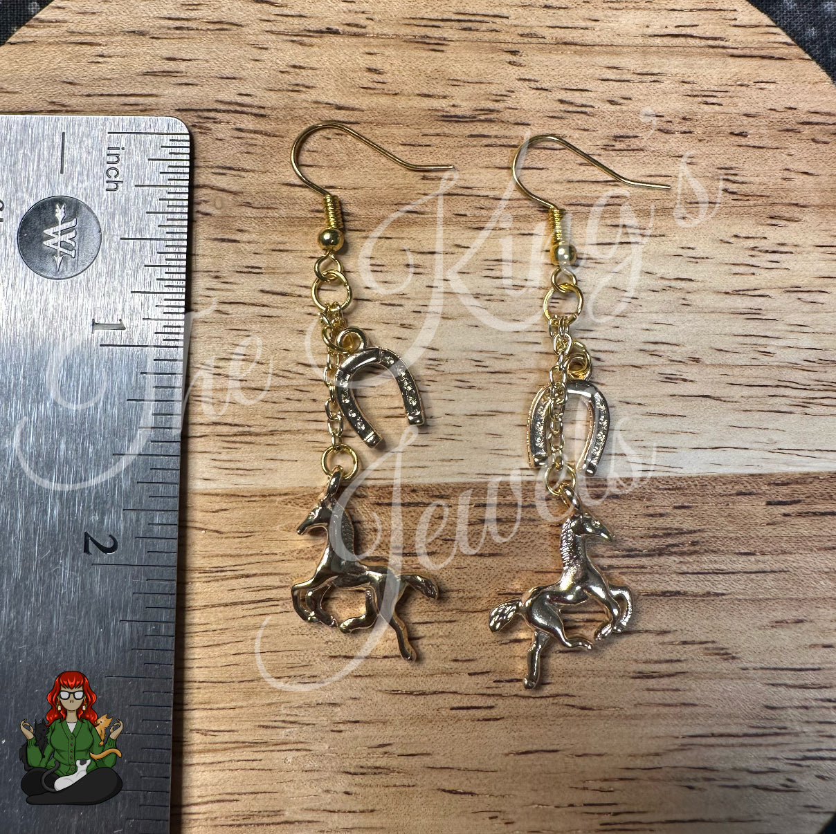 Gladys - Horseshoe Chain Earrings!